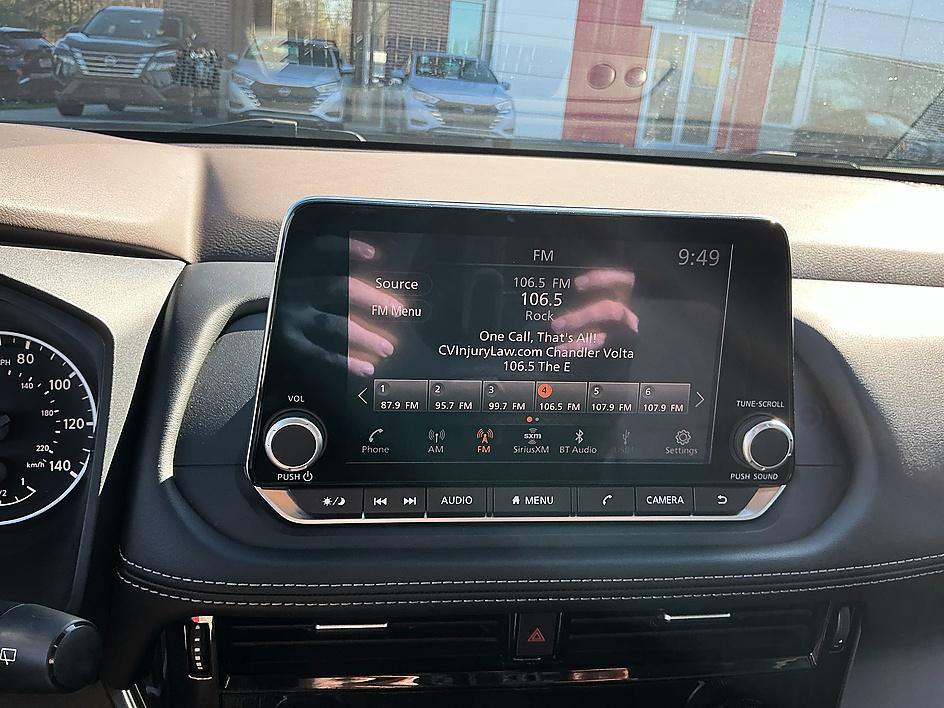 Certified 2023 Nissan Rogue SV image 16