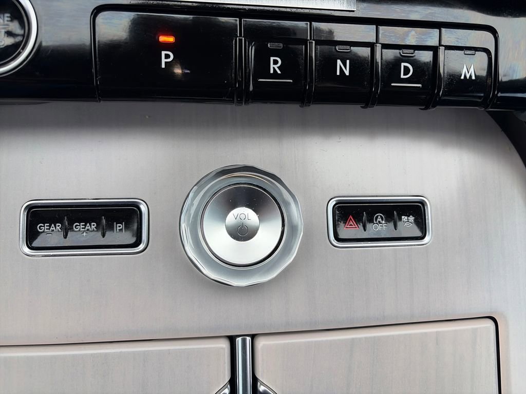 Used 2025 Lincoln Navigator L Reserve w/ Jet Appearance Package AWD/4WD image 20