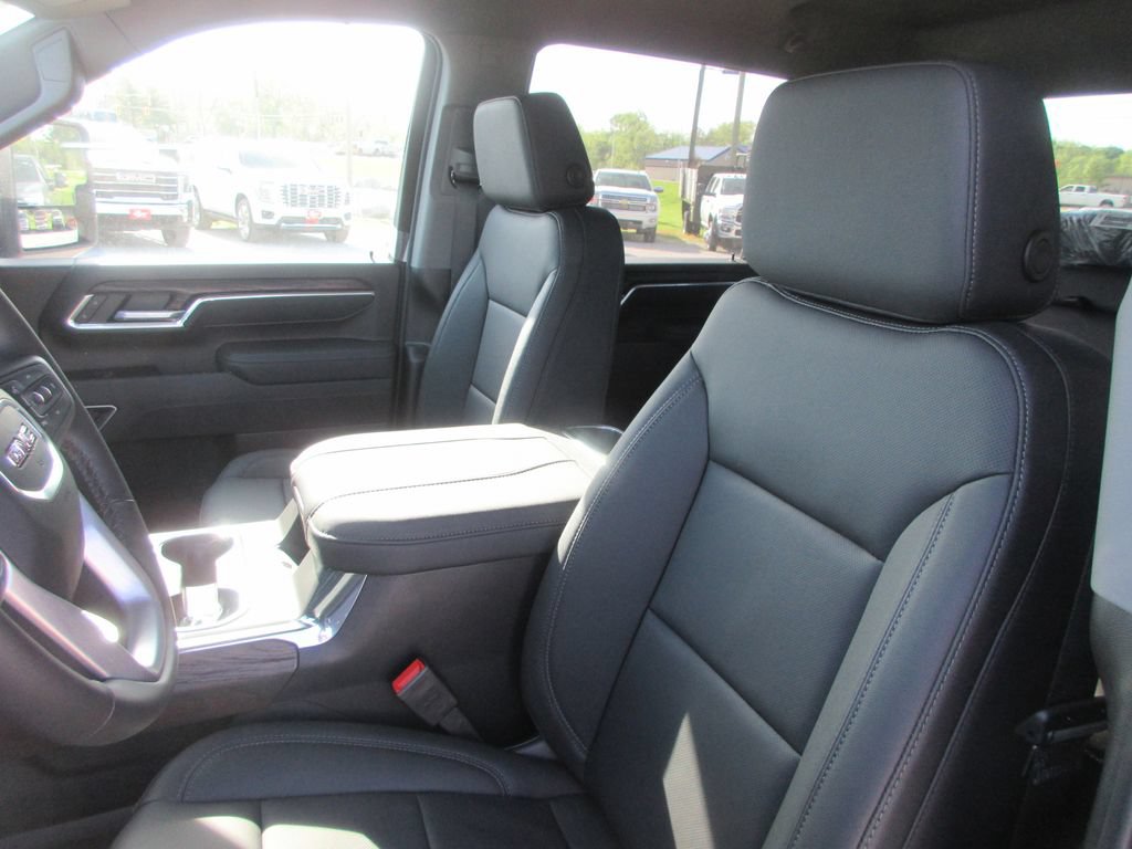 New 2026 GMC Sierra 2500 SLT w/ SLT Convenience Package AWD/4WD image 13