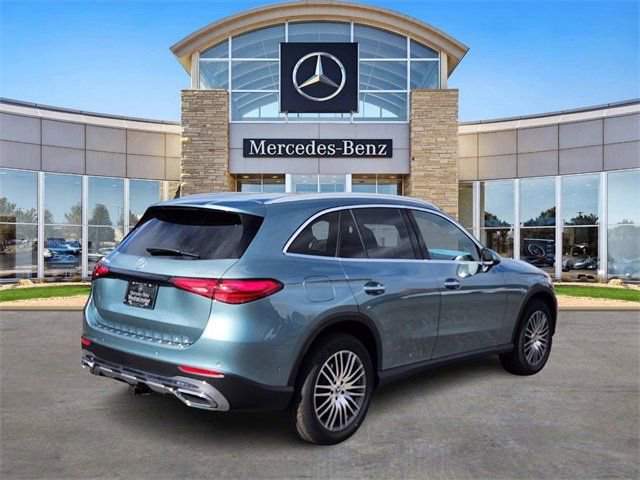 Certified 2026 Mercedes-Benz GLC 300 4MATIC image 4