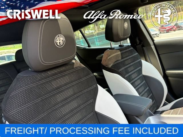 New 2026 Alfa Romeo Tonale w/ Active Assist Package AWD/4WD image 39