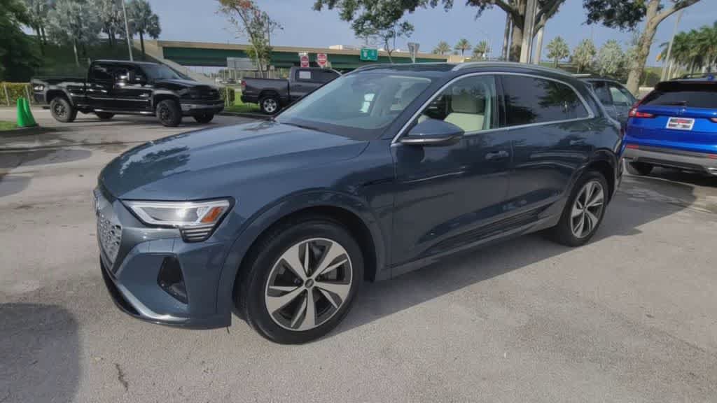 Certified 2024 Audi Q8 e-tron Premium Plus AWD/4WD image 4