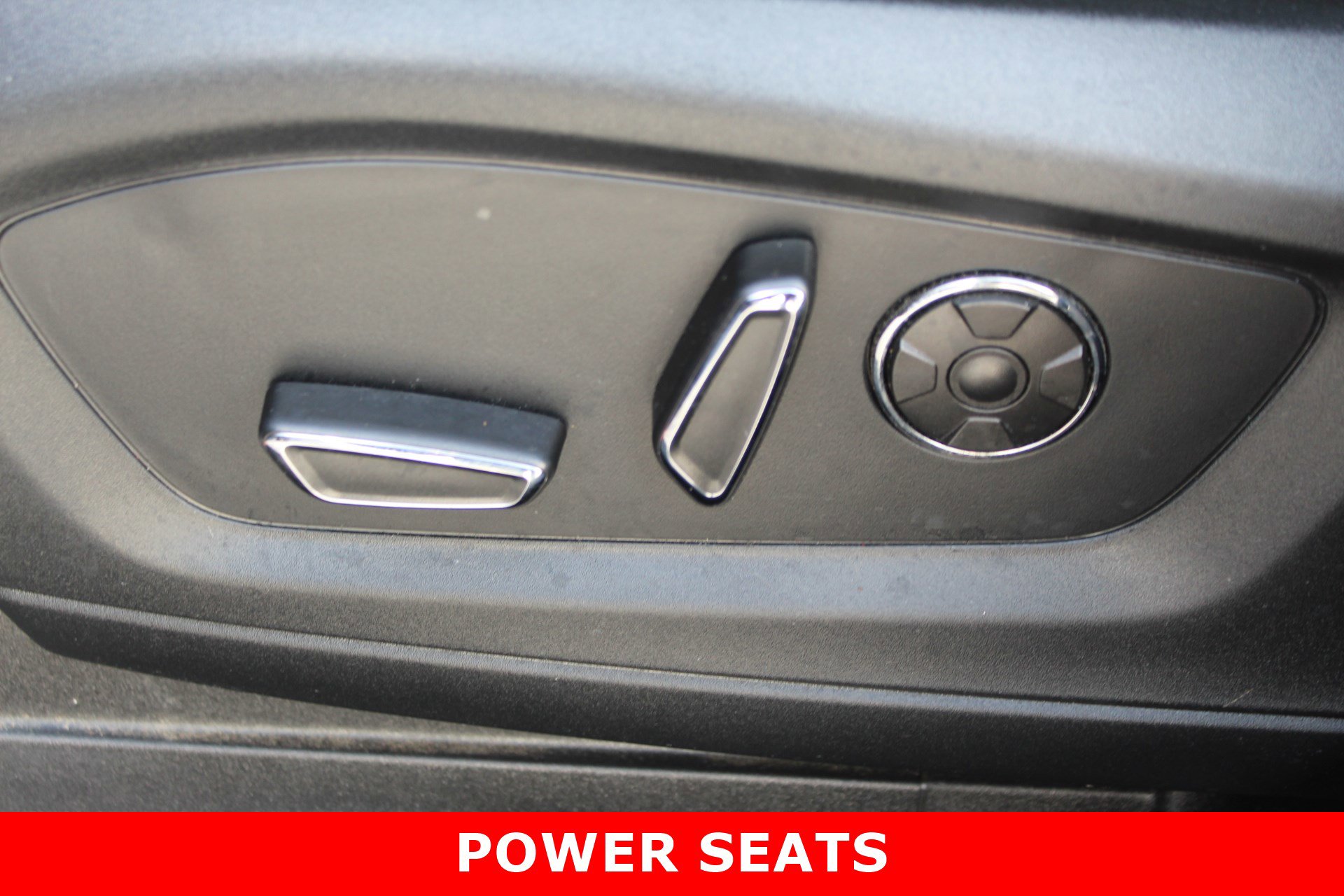 Used 2020 Ford Explorer ST w/ ST Street Pack image 15