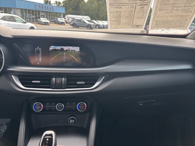 Used 2022 Alfa Romeo Stelvio Veloce AWD/4WD image 20