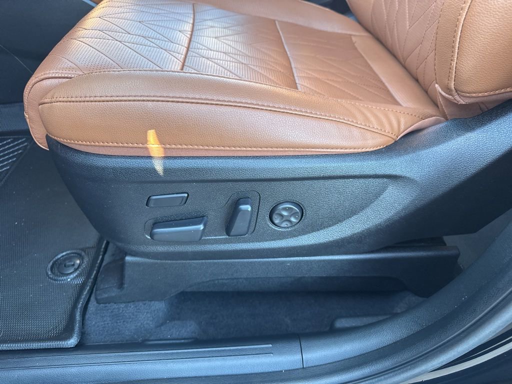 Used 2023 Kia Telluride SX X-Line image 14