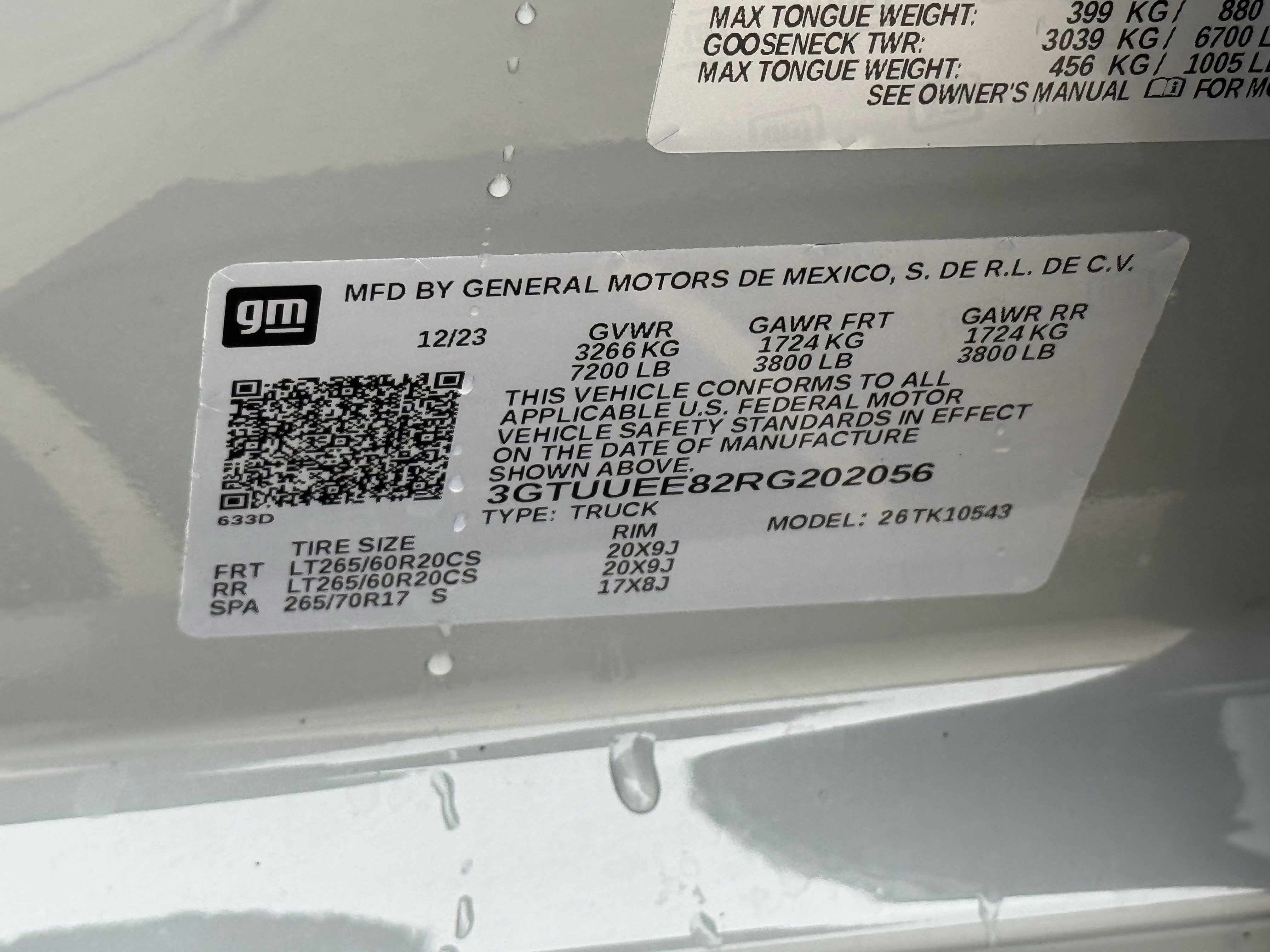 Used 2024 GMC Sierra 1500 AT4 w/ Technology Package AWD/4WD image 33