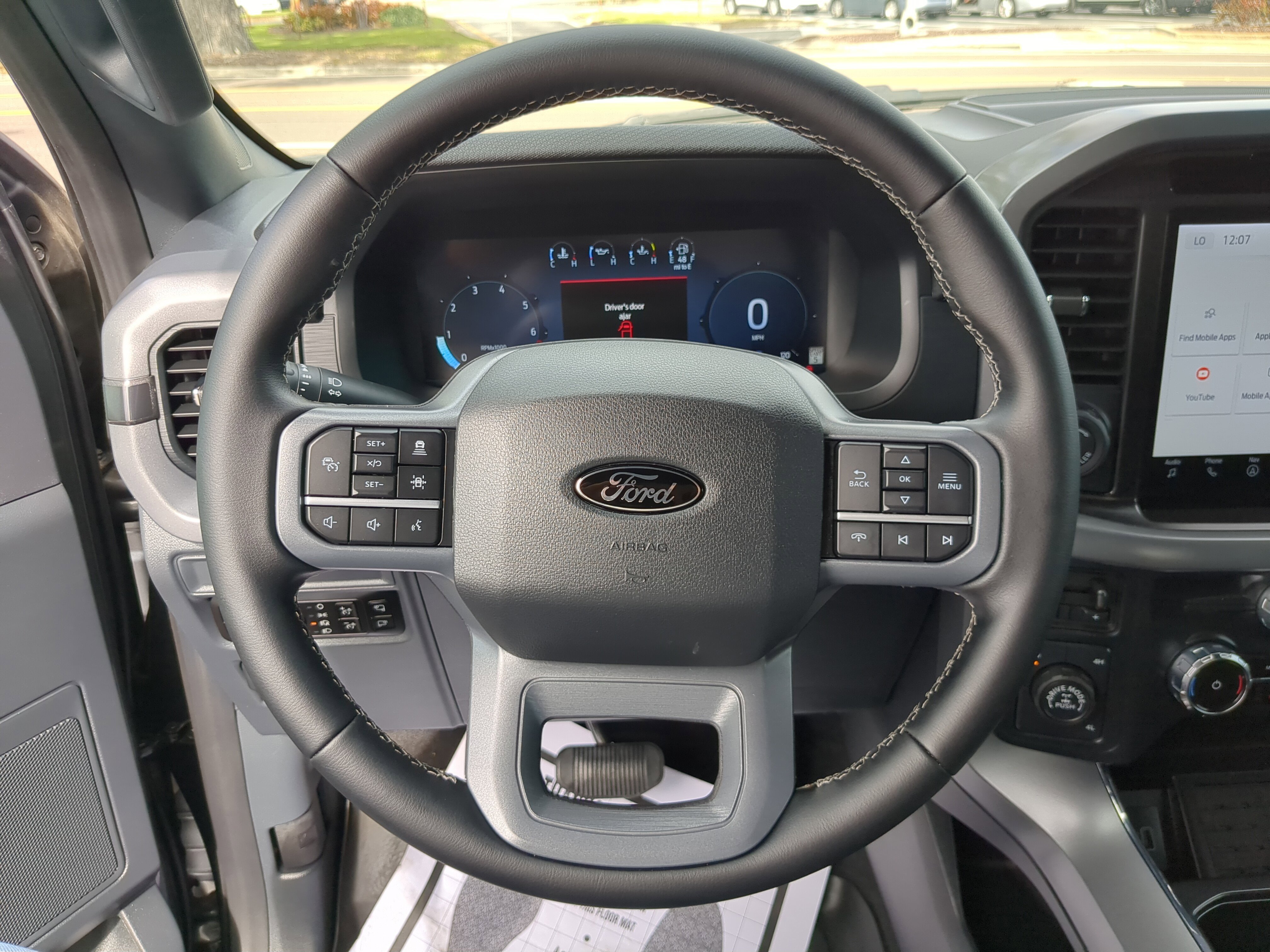 Used 2025 Ford F150 XLT w/ Equipment Group 302A MID image 31