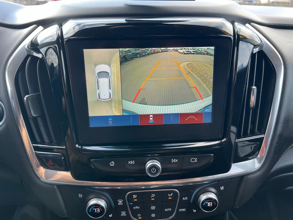 Used 2018 Chevrolet Traverse Premier image 38