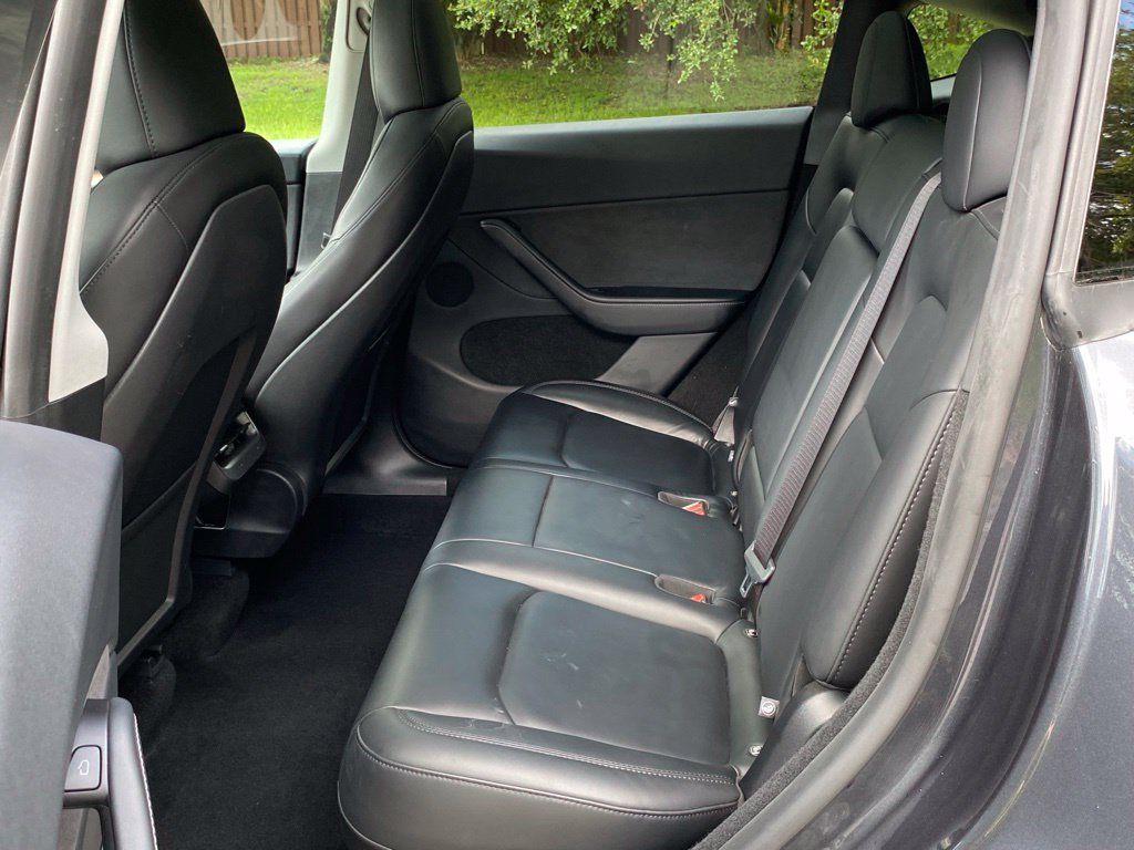 Used 2025 Tesla Model Y Long Range RWD image 21