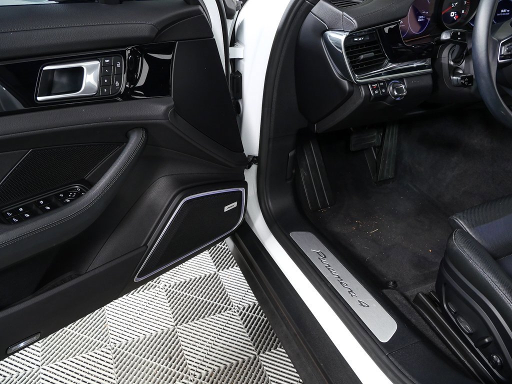 Certified 2022 Porsche Panamera 4 image 8