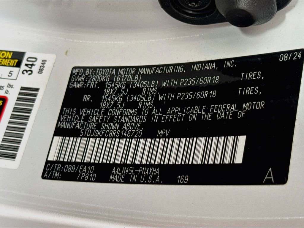 Certified 2024 Toyota Sienna XLE w/ XLE Plus Package AWD/4WD image 40