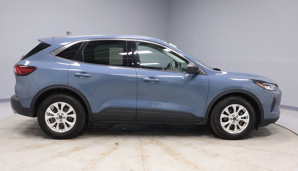 Certified 2023 Ford Escape Active image 11