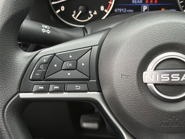 Used 2024 Nissan Altima 2.5 SV FWD image 14