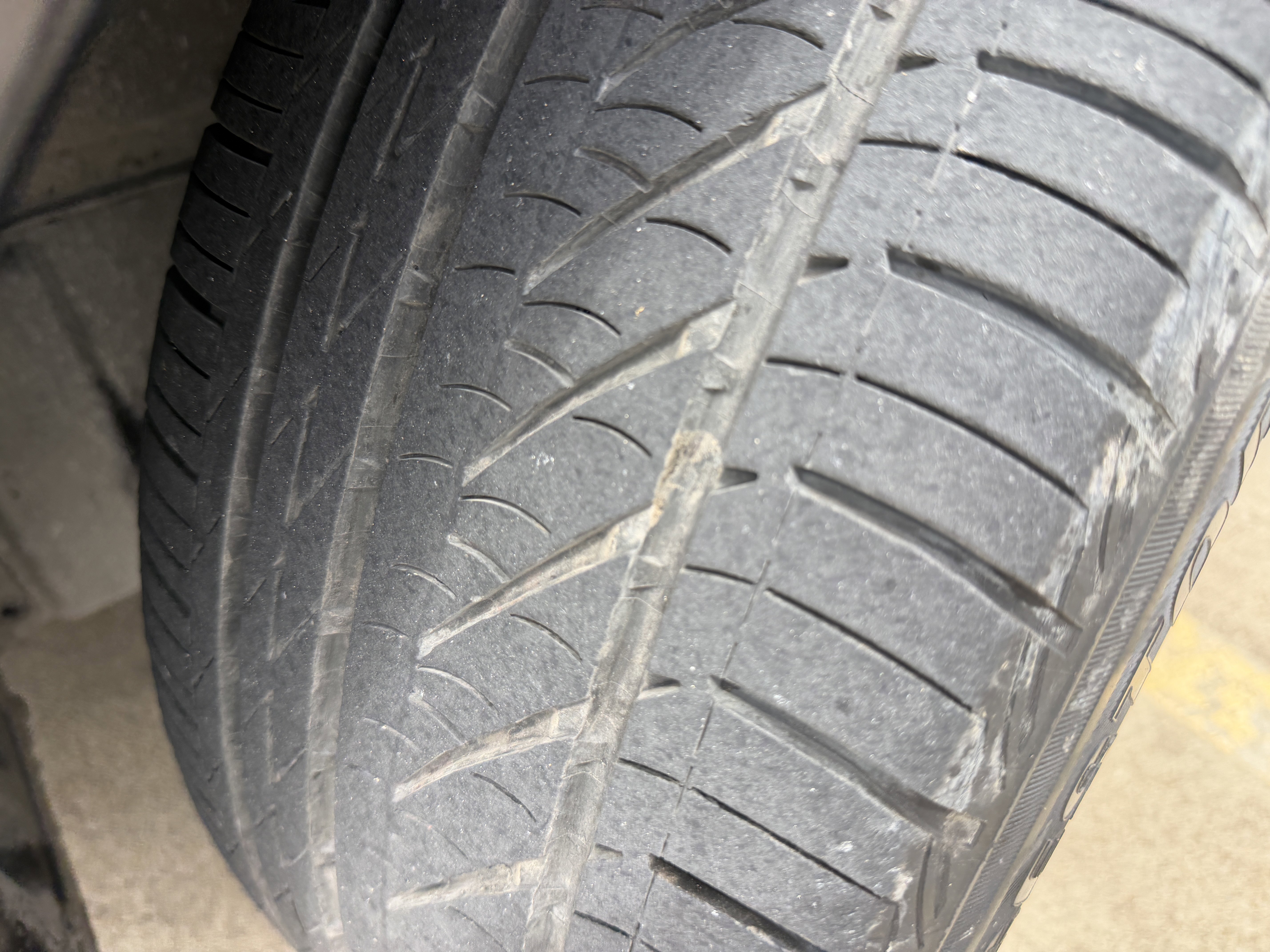 Used 2009 Mitsubishi Eclipse GS image 40
