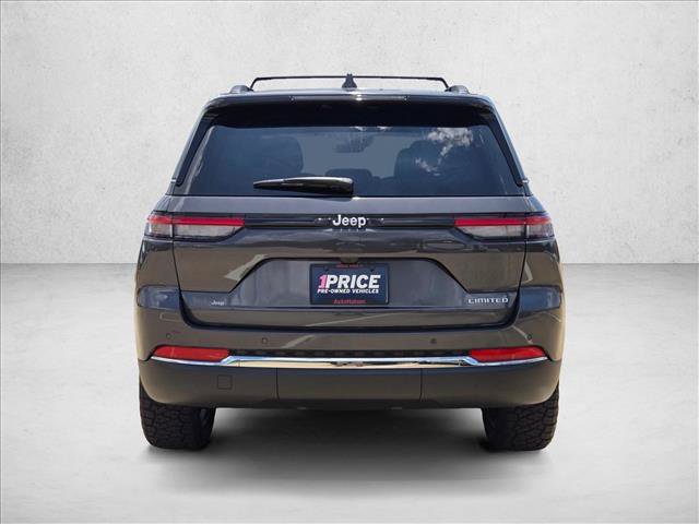 Used 2025 Jeep Grand Cherokee Limited RWD image 7