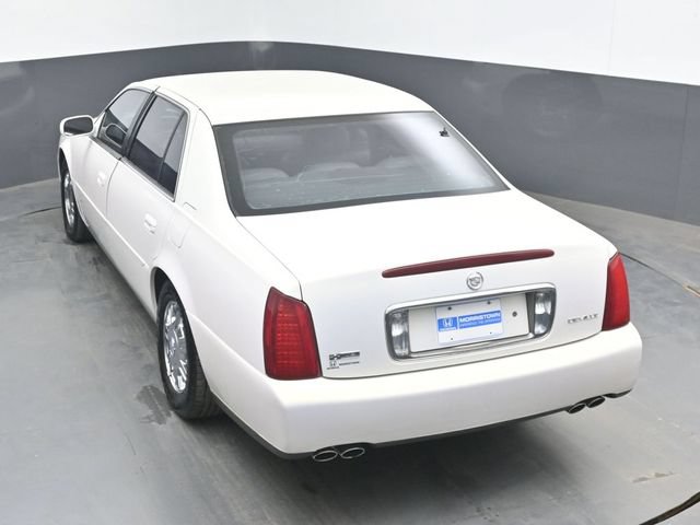 Used 2004 Cadillac De Ville w/ Equipment Group FWD image 33