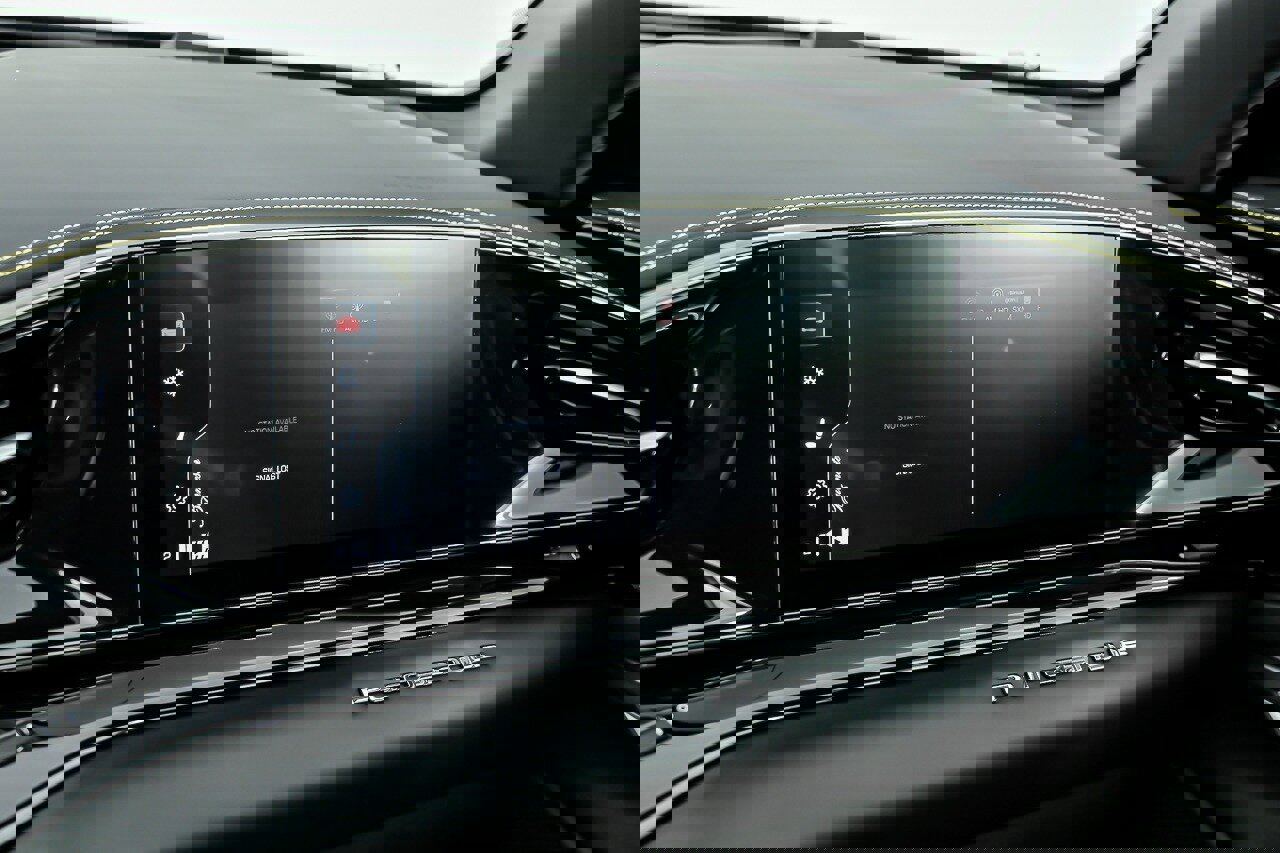 Used 2025 Ferrari Purosangue image 42