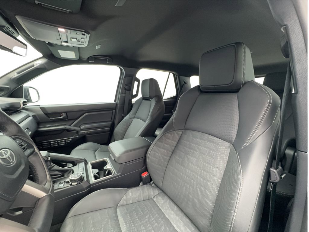 Used 2025 Toyota 4Runner TRD Off-Road Premium w/ Tow Technology Package AWD/4WD image 19