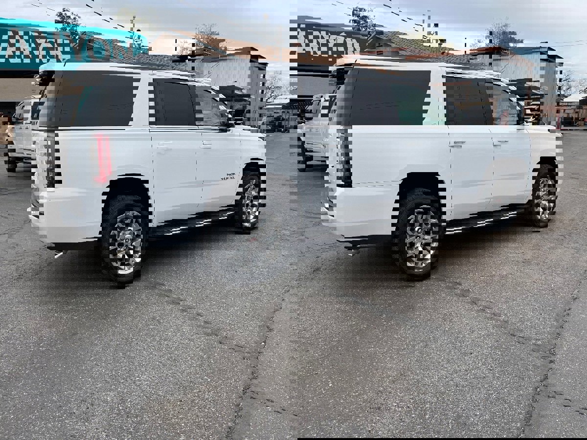 Used 2019 GMC Yukon XL SLE w/ SLE Value Package image 4