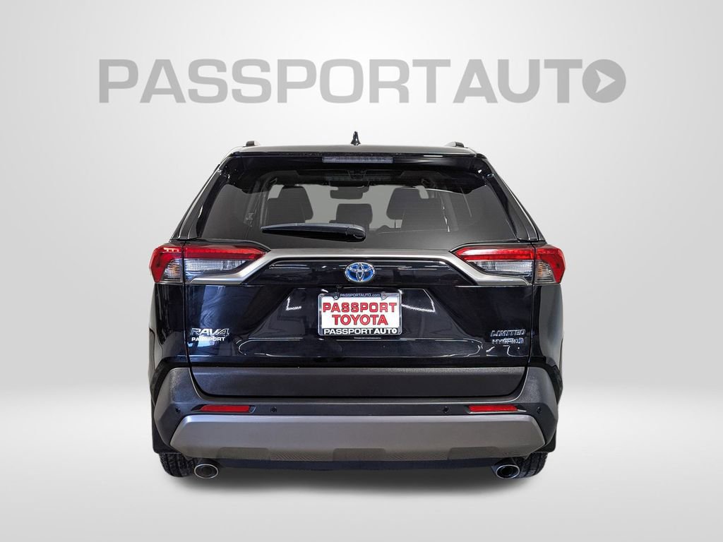 Used 2024 Toyota RAV4 Limited w/ Advanced Technology Package image 6