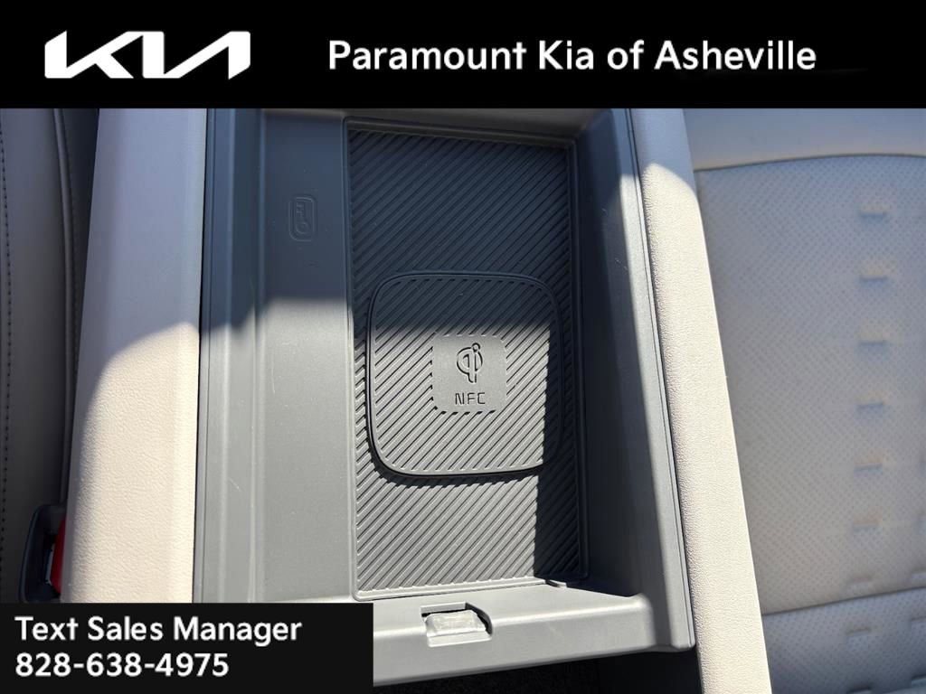 New 2026 Kia EV9 Wind image 17