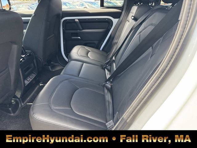 Used 2025 Land Rover Defender 110 S image 14