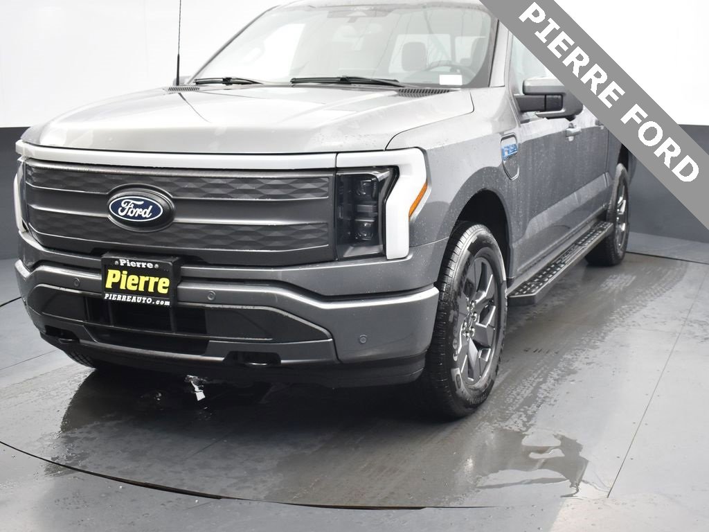 New 2025 Ford F150 Lightning Lariat