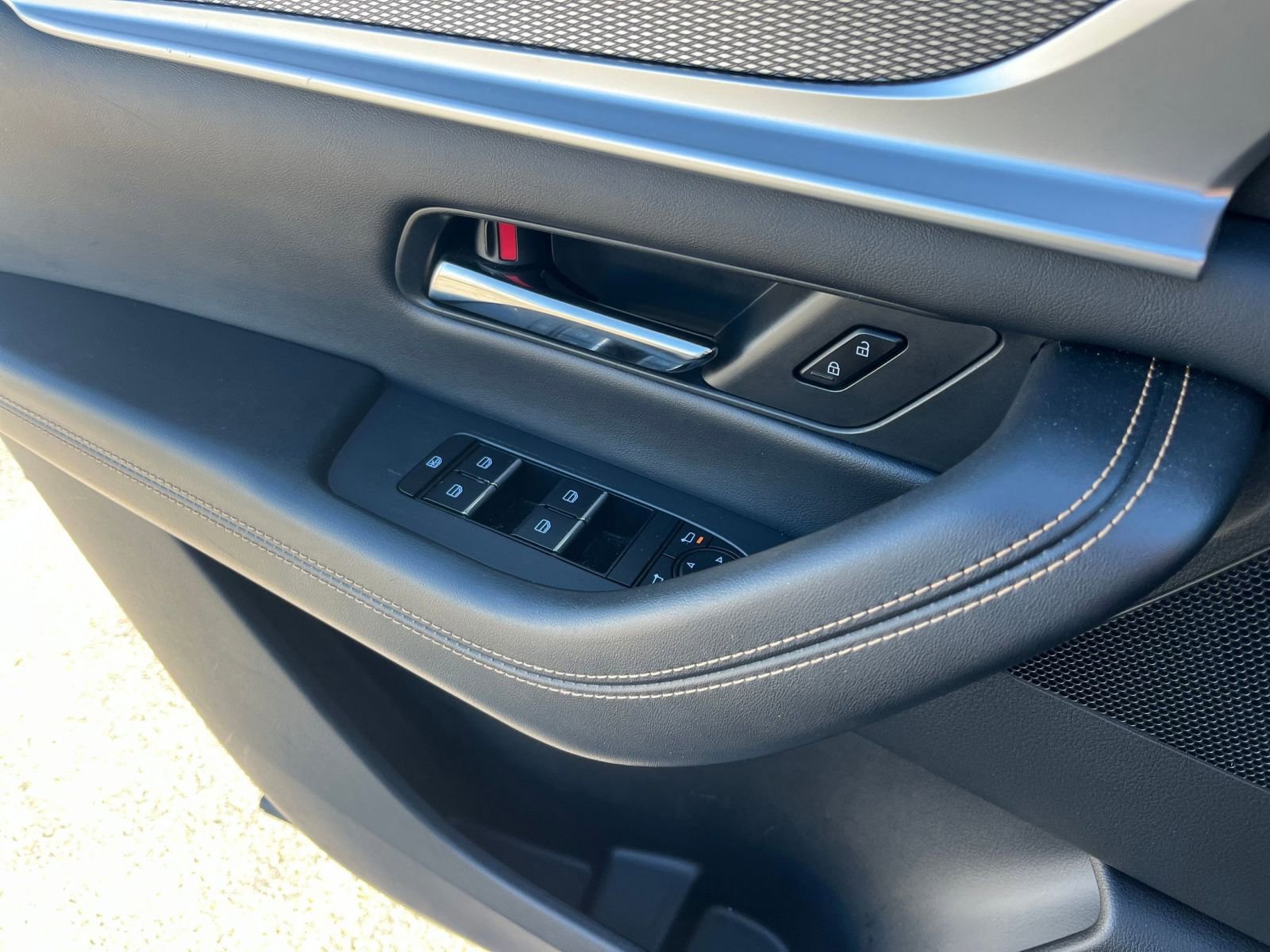 Used 2025 MAZDA CX-90 3.3 Turbo w/ Preferred Package AWD/4WD image 18