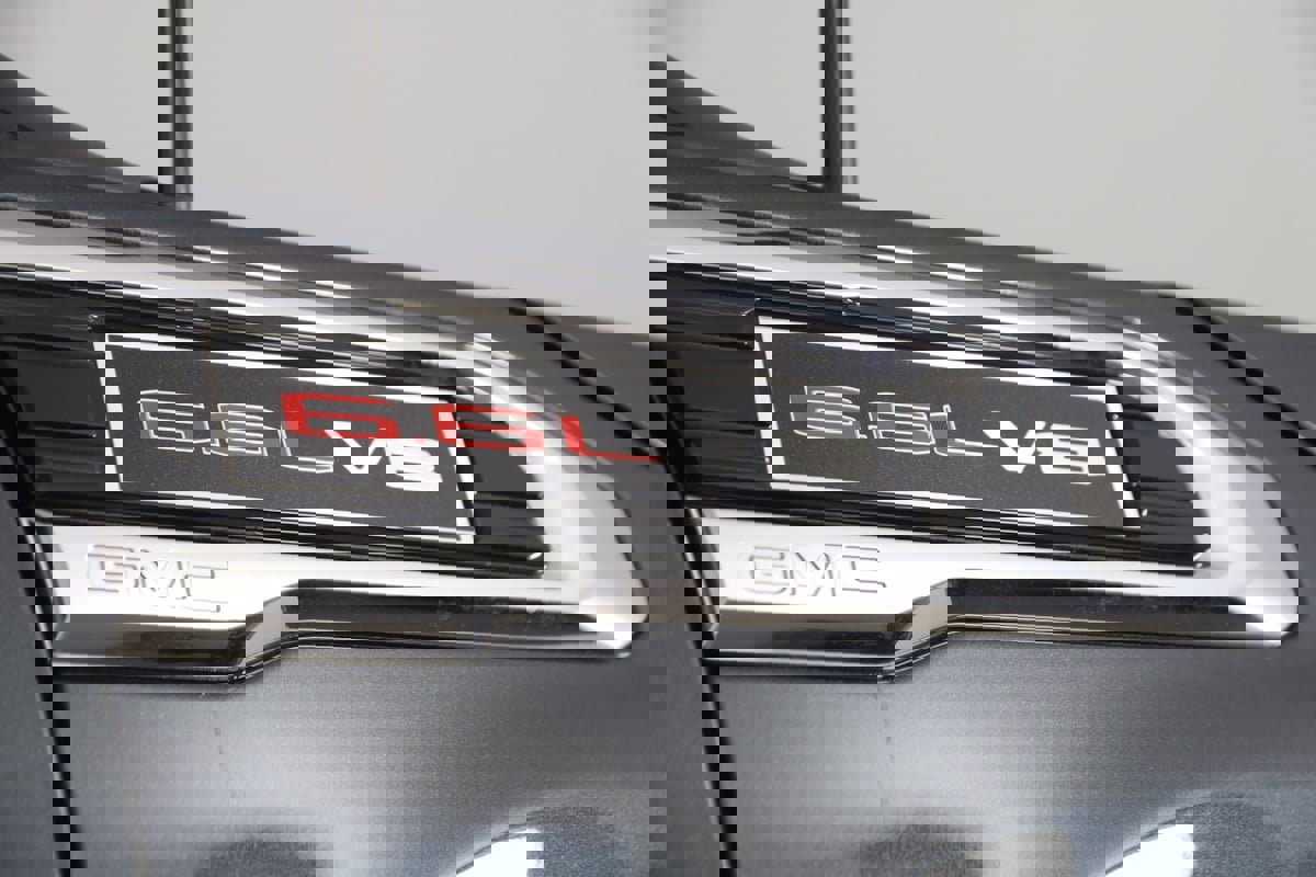 Used 2022 GMC Sierra 2500 Denali w/ Snow Plow Prep/Camper Package image 40