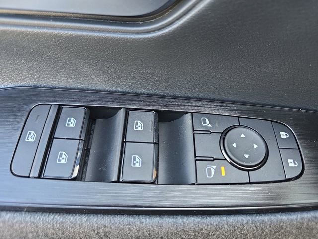 New 2026 Nissan Kicks SV image 28