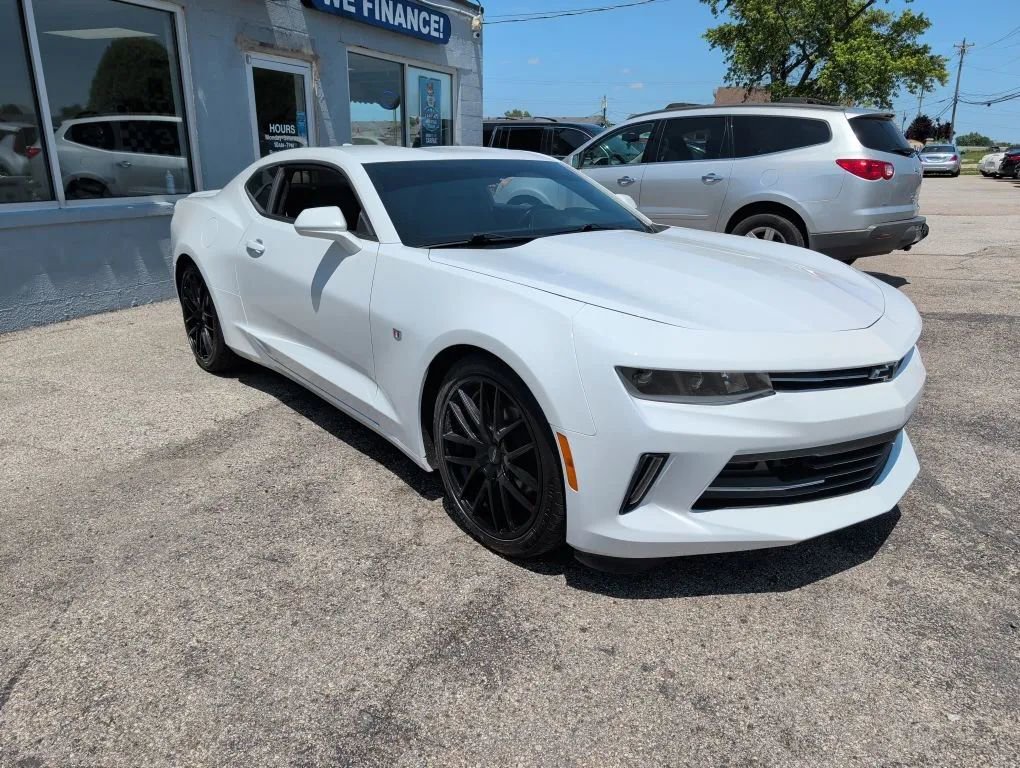 Used 2017 Chevrolet Camaro LT w/ RS Package RWD image 6