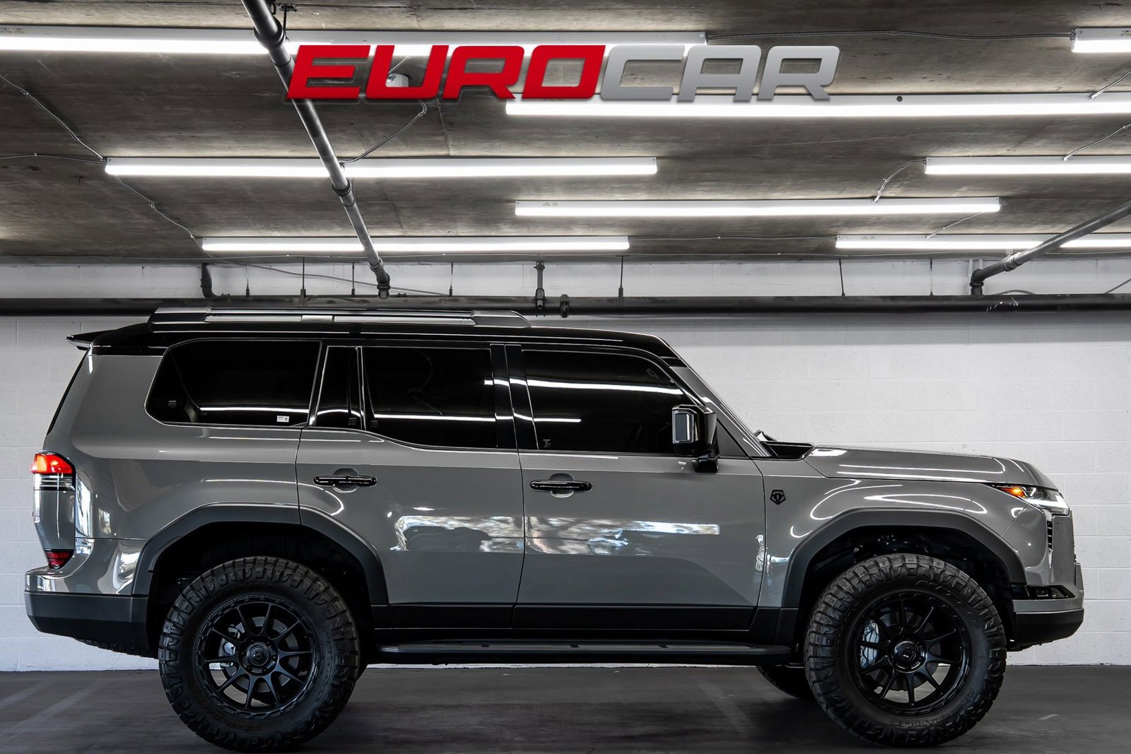 Used 2024 Lexus GX 550 image 6