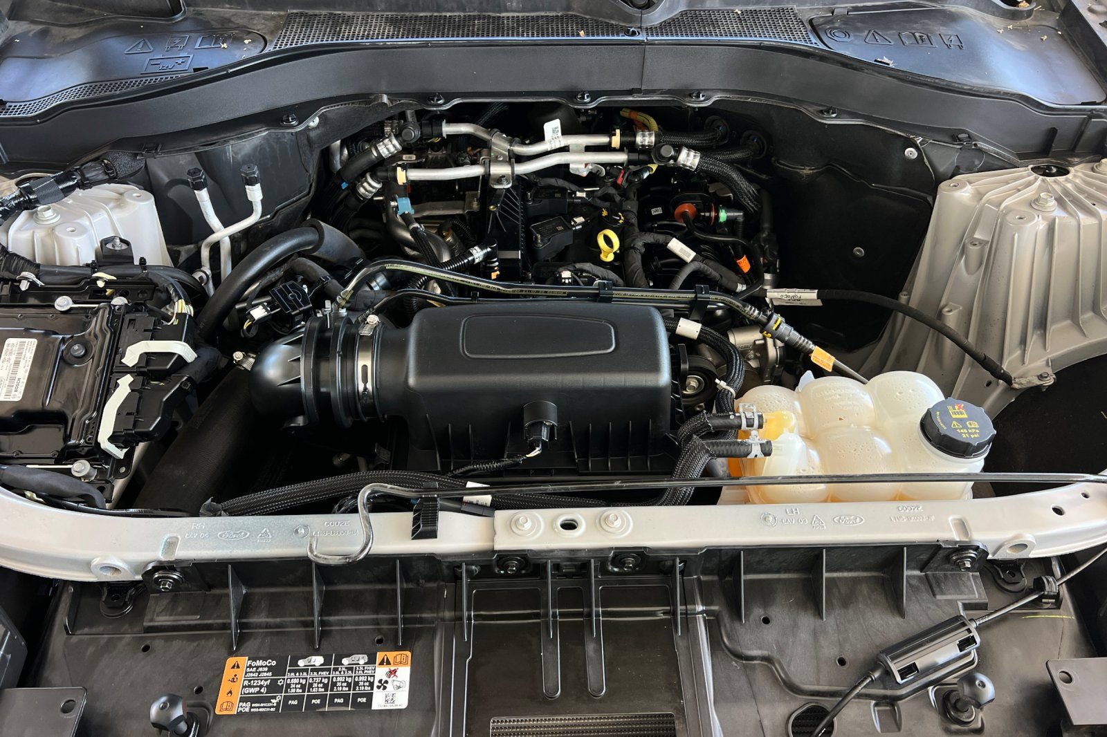 Used 2022 Ford Explorer XLT w/ Equipment Group 202A RWD image 30