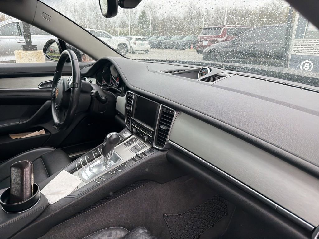 Used 2015 Porsche Panamera 4 AWD/4WD image 77