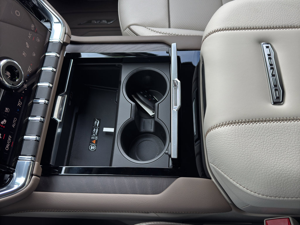 New 2026 GMC Yukon XL Denali image 30