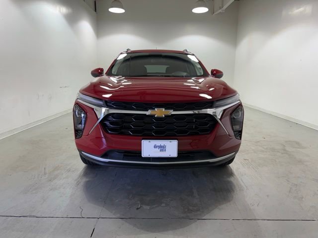 New 2026 Chevrolet Trax LT image 2