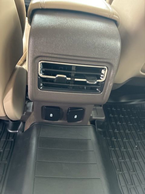 Used 2023 Lincoln Corsair Reserve w/ Equipment Group 201A image 22