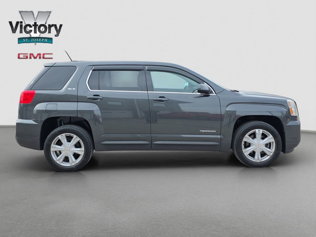 Used 2017 GMC Terrain SLE image 18