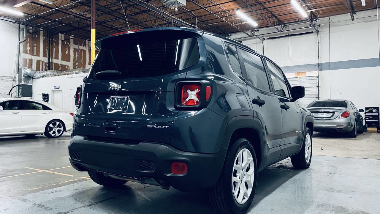 Used 2020 Jeep Renegade Sport w/ UConnect 7.0 Group FWD image 8