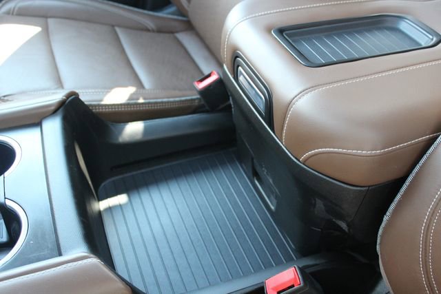 Used 2024 Chevrolet Tahoe High Country w/ Premium Package AWD/4WD image 32