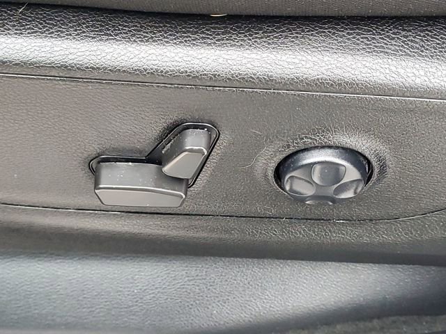 Used 2021 RAM 1500 Big Horn image 8