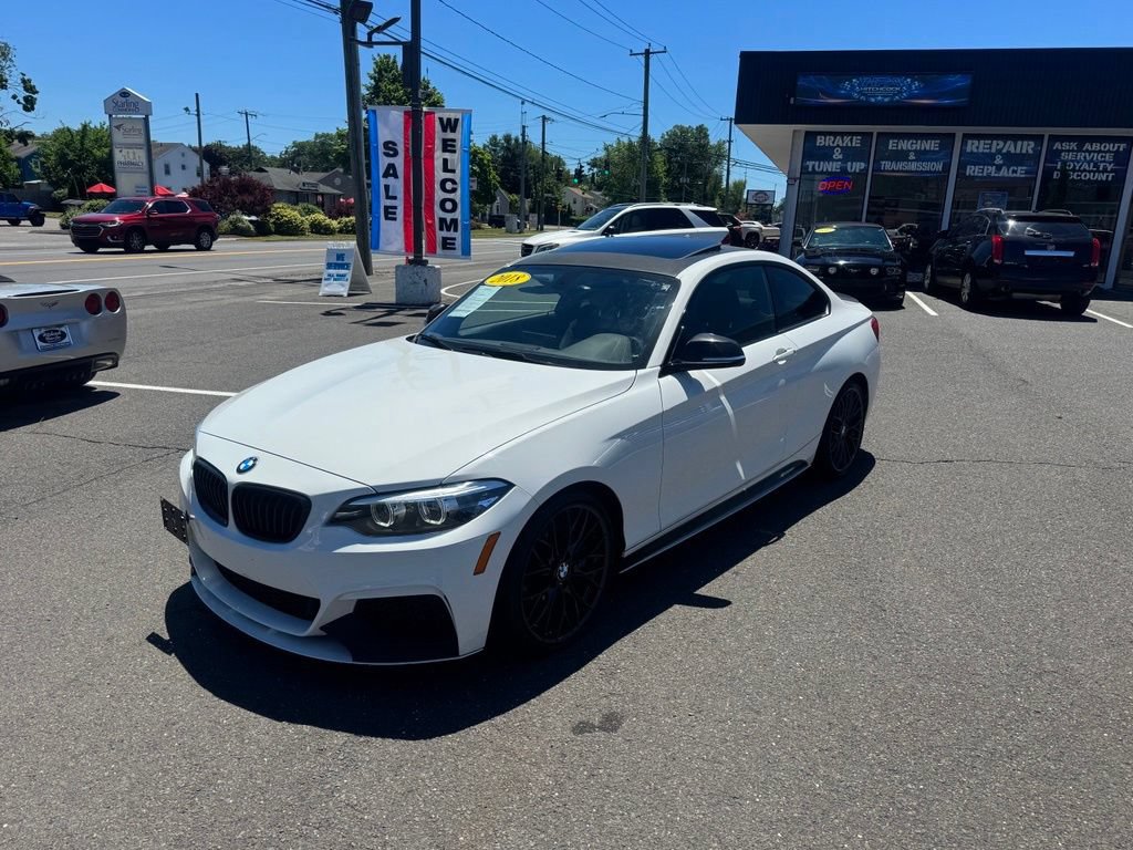 Used 2018 BMW M240i Coupe RWD image 1