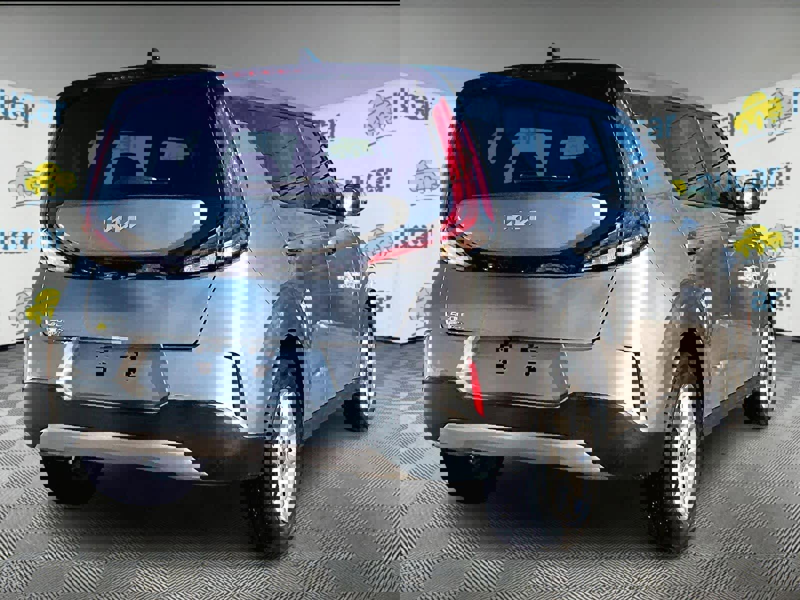 Used 2023 Kia Soul LX w/ LX Technology Package image 6