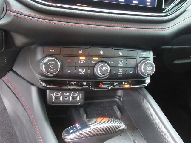 Certified 2025 Dodge Durango R/T w/ Blacktop Package image 25