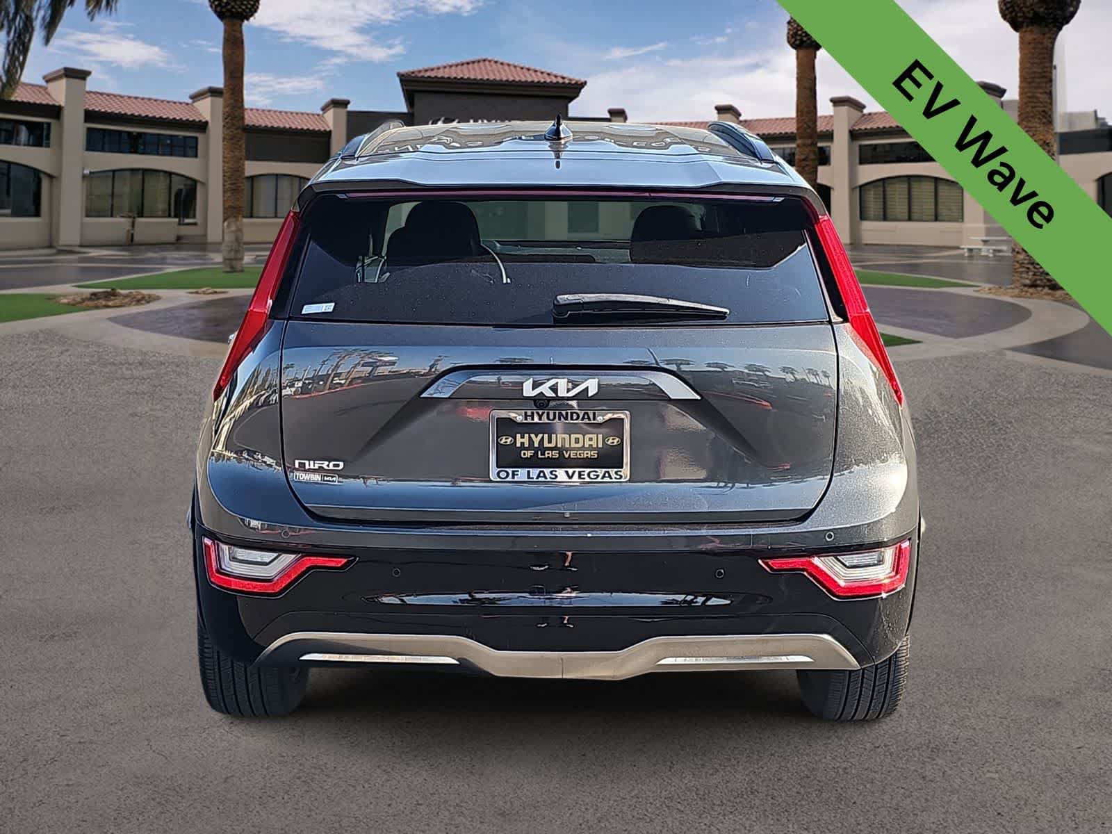 Used 2024 Kia Niro Wave FWD image 7