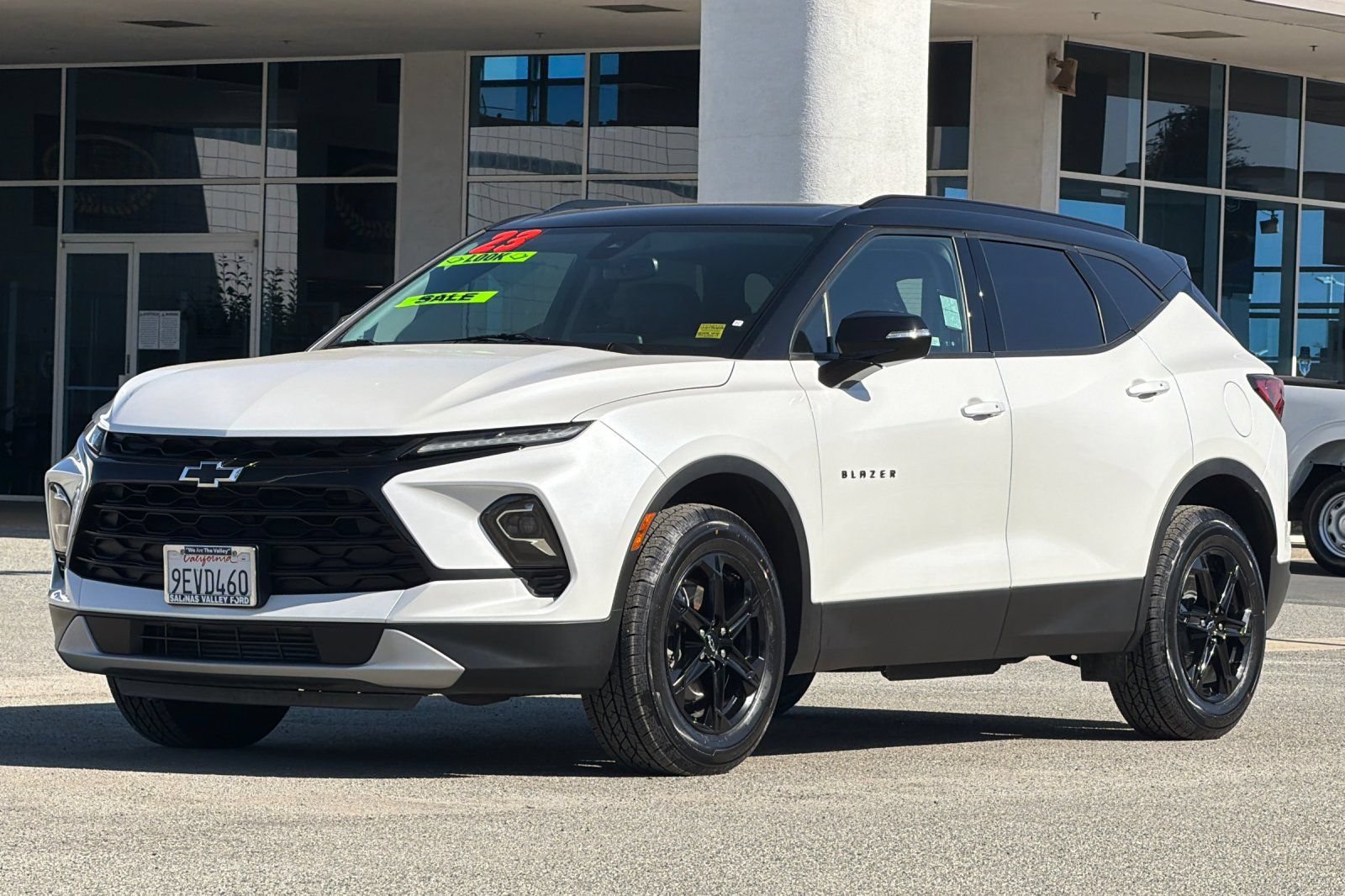 Used 2023 Chevrolet Blazer LT w/ Midnight/Sport Edition FWD image 8