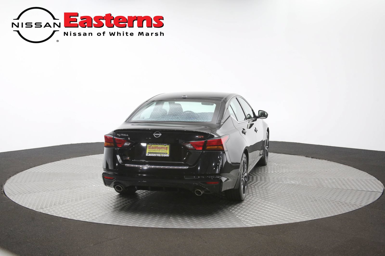 Used 2023 Nissan Altima 2.5 SR FWD image 37