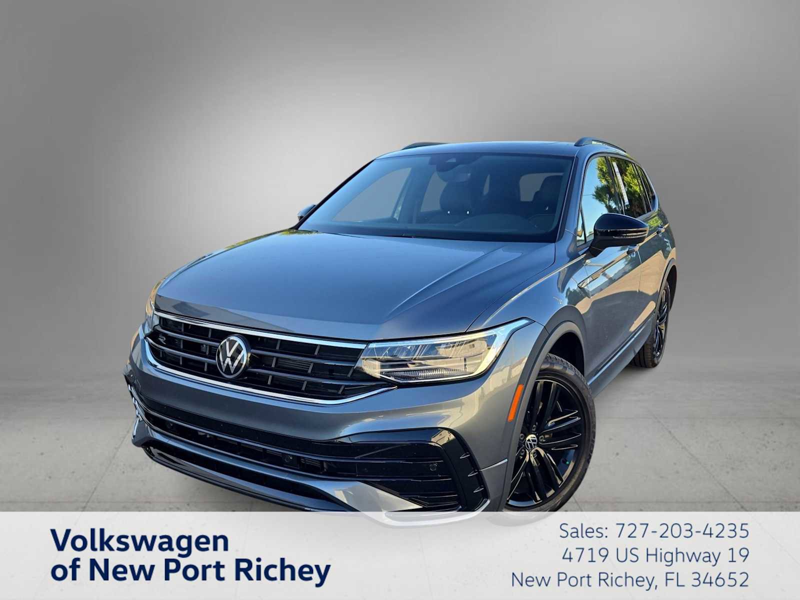 Used 2022 Volkswagen Tiguan SE R-Line