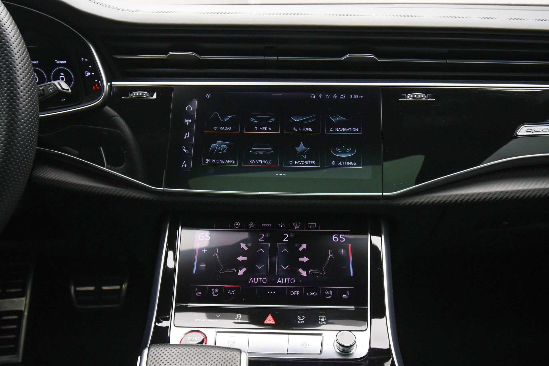 Used 2021 Audi RS Q8 4.0T w/ Black Optic Package image 39