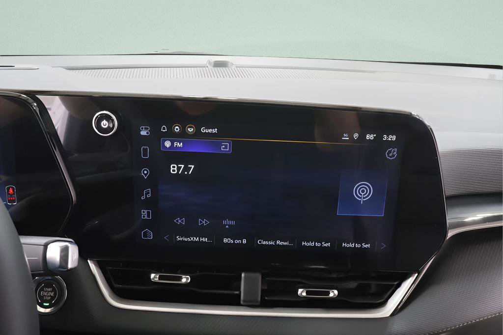 New 2026 Chevrolet Equinox LT w/ Convenience Package II FWD image 11